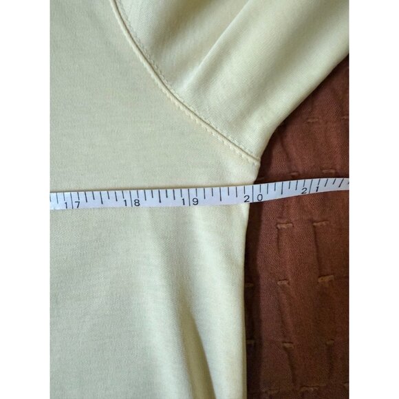 Vintage L.L. Bean Made in the USA Butter Yellow Mockneck Turtleneck Top - Picture 5 of 7